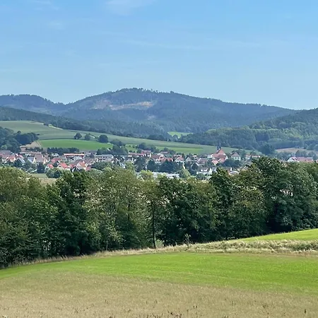 Im Wald - Mit Schwimmbad! Apartament Hessles